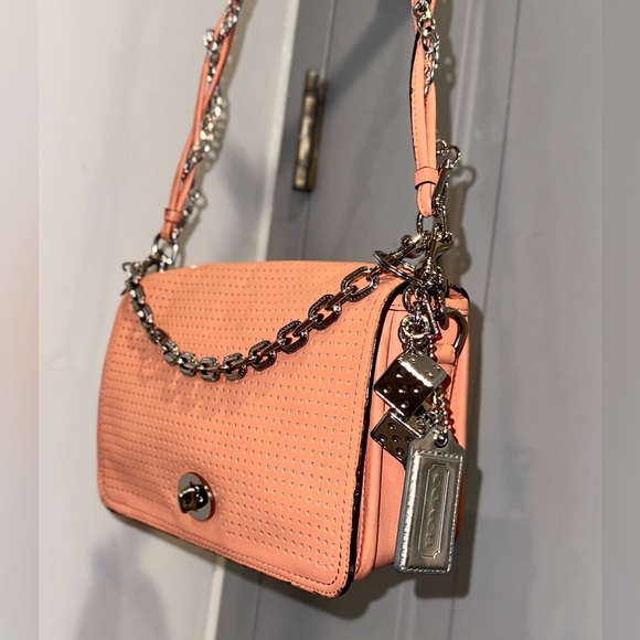 COACH PERFORATED CORAL CROSSBODY WITH ADDITIONAL ACCESSORIES - Picture 4 of 14